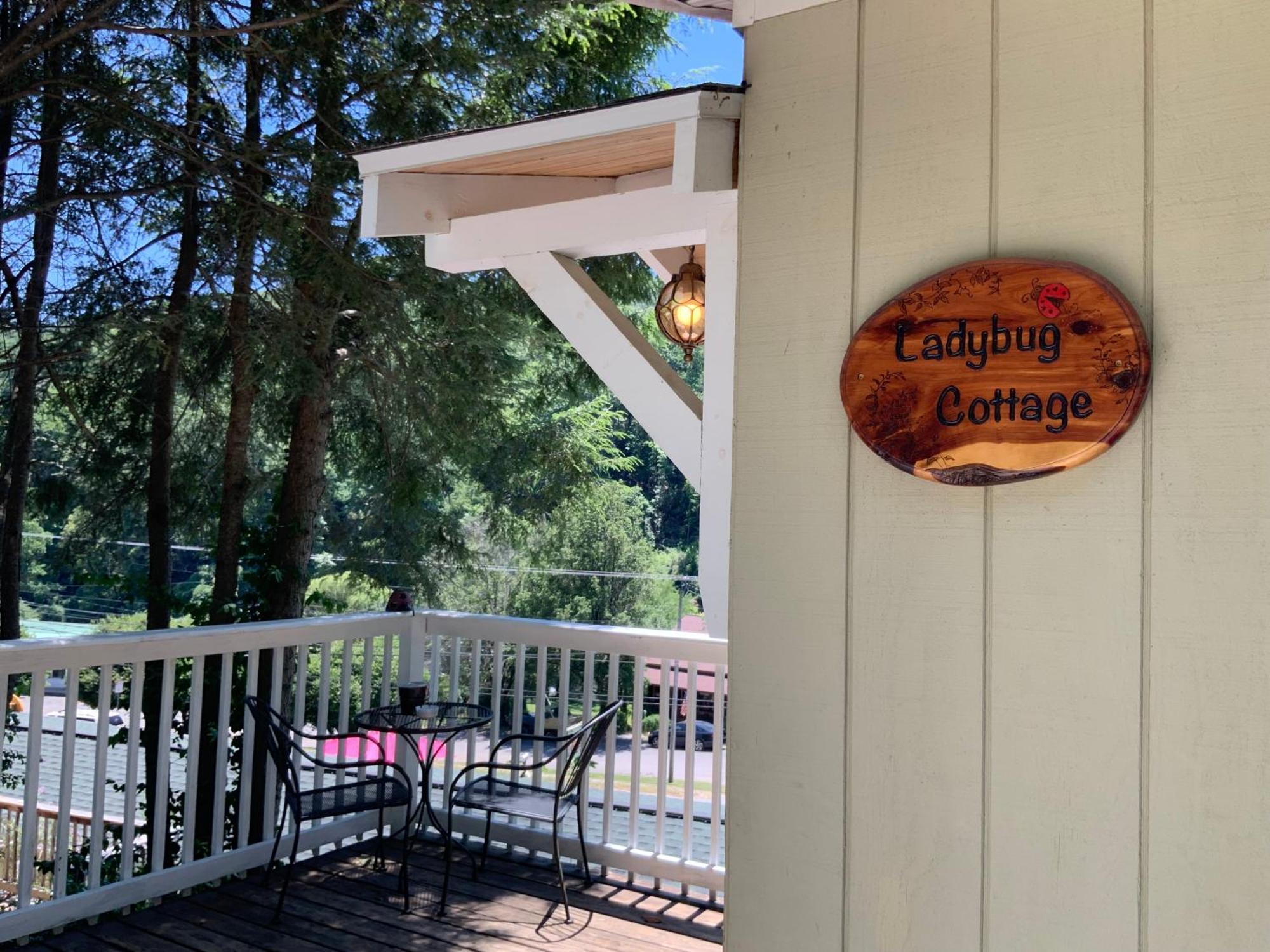 The Chimney Rock Inn & Cottages Εξωτερικό φωτογραφία