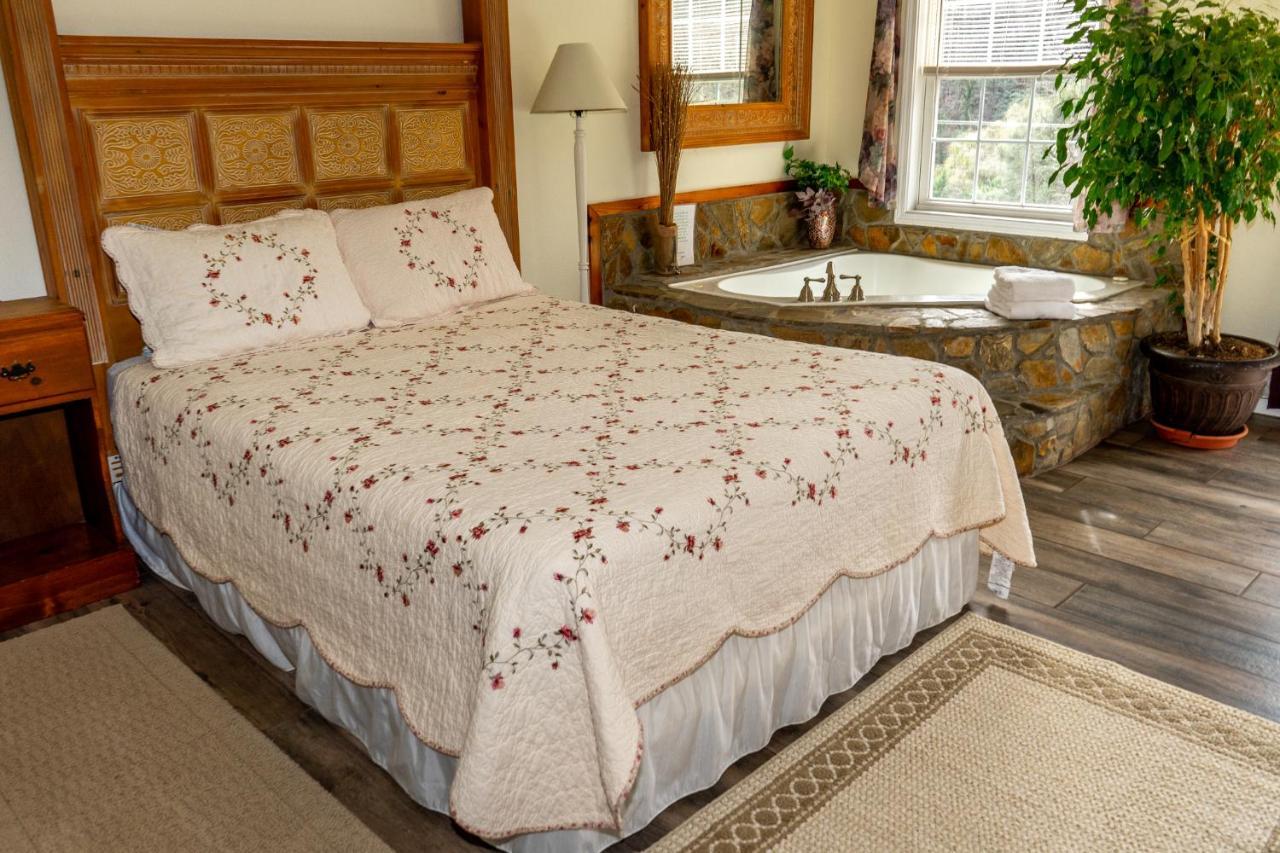 The Chimney Rock Inn & Cottages Εξωτερικό φωτογραφία